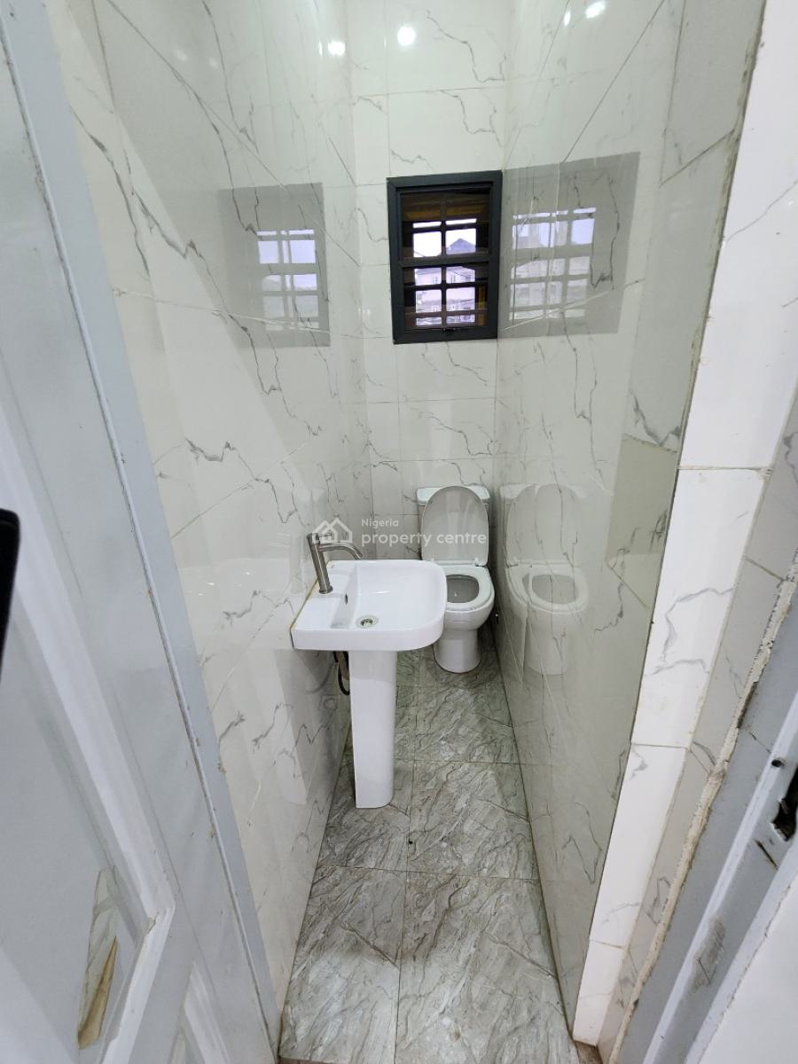 Luxury Two Bedroom Block of Flat, News Engineering Dawaki, Dawaki, Gwarinpa, Abuja, Flat / Apartment for Rent