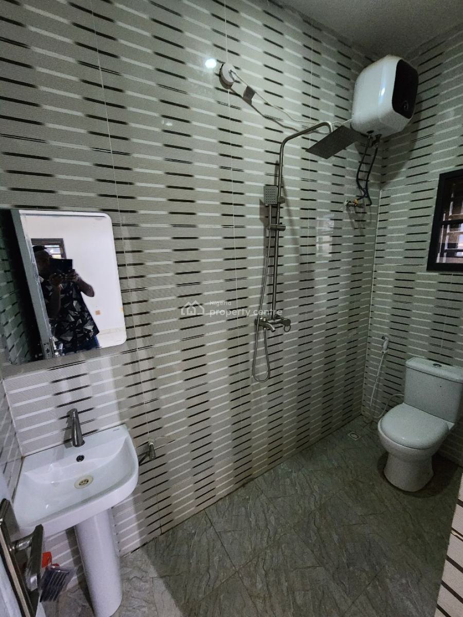 Luxury Two Bedroom Block of Flat, News Engineering Dawaki, Dawaki, Gwarinpa, Abuja, Flat / Apartment for Rent