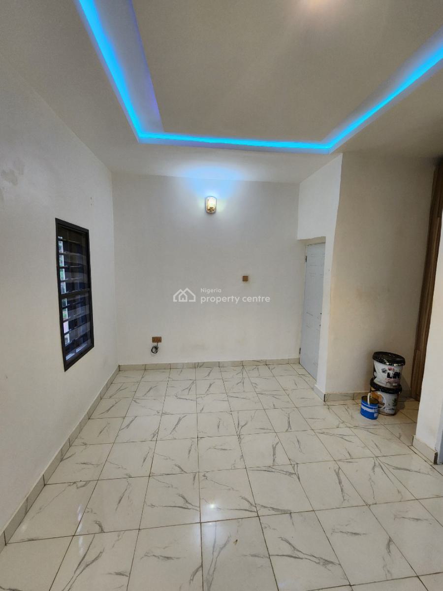Luxury Two Bedroom Block of Flat, News Engineering Dawaki, Dawaki, Gwarinpa, Abuja, Flat / Apartment for Rent
