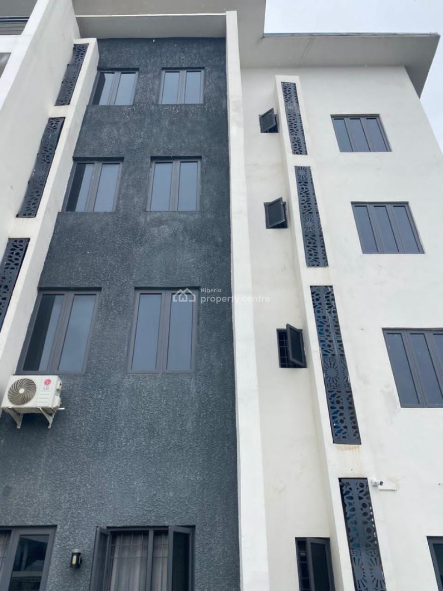 a New Serviced & Furnished 3bedroom Flat + 1bq, Jahi District Abuja ( The House Is in a Secured Environment), Jahi, Abuja, Flat / Apartment for Rent