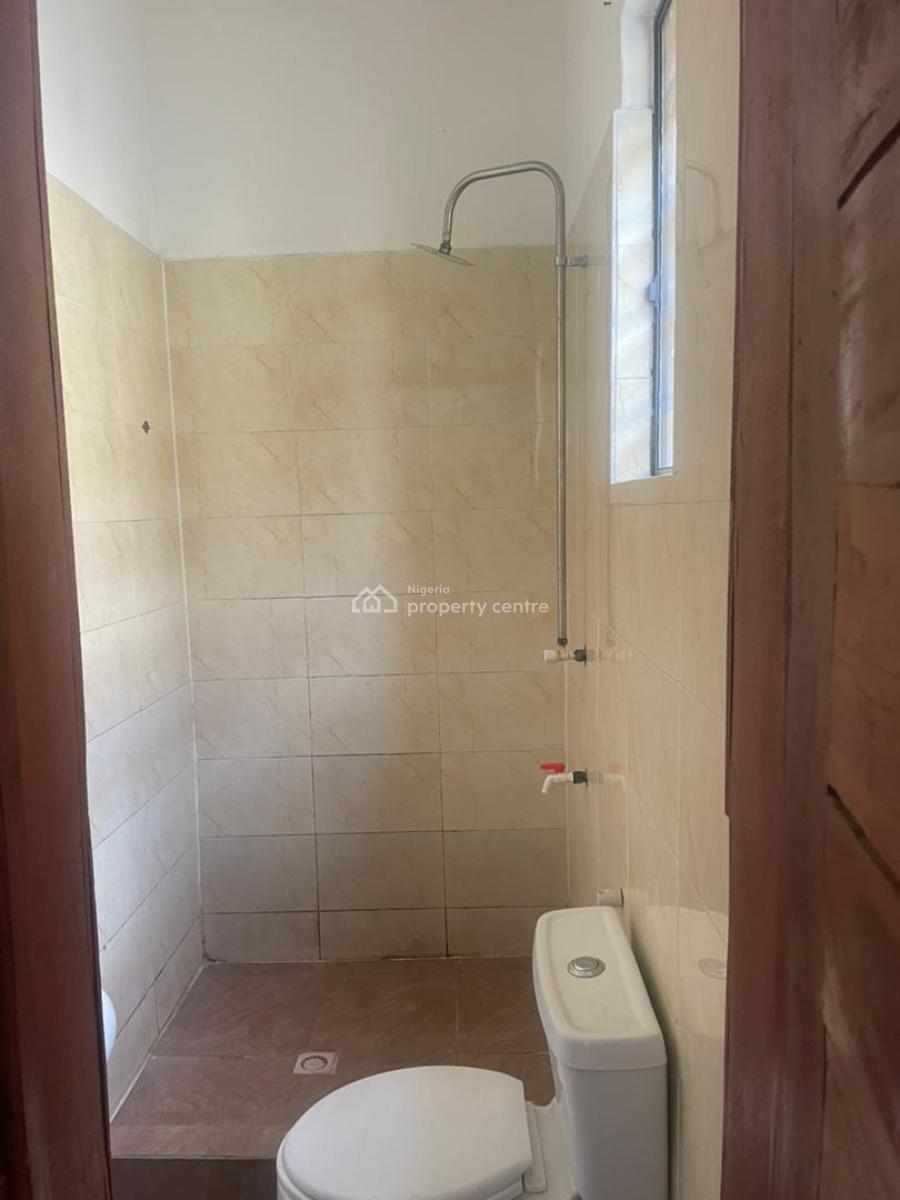 Lovely 2 Bedroom Flat Upstairs, Gra Phase 1, Magodo, Lagos, Flat / Apartment for Rent