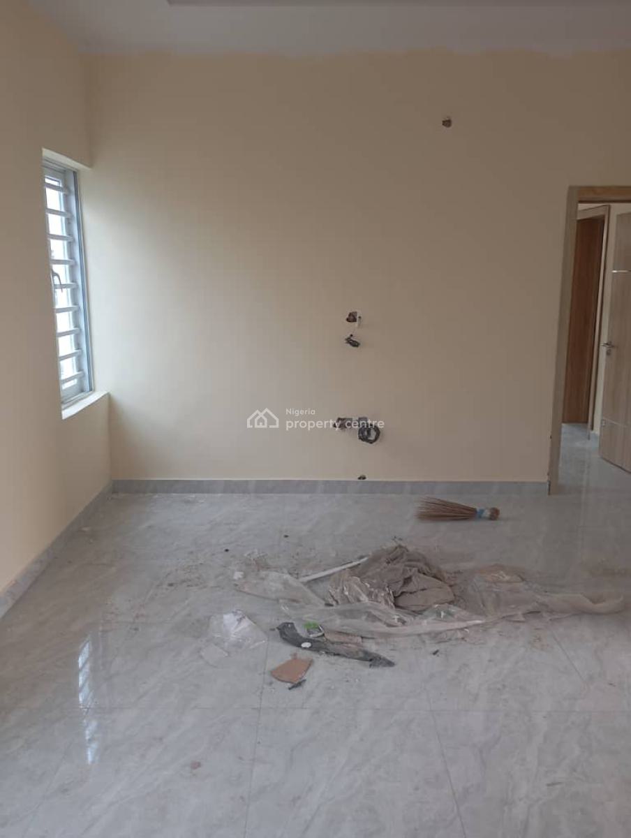Newly Built 2 Bedroom Upstairs, Ogba, Ikeja, Lagos, Flat / Apartment for Rent