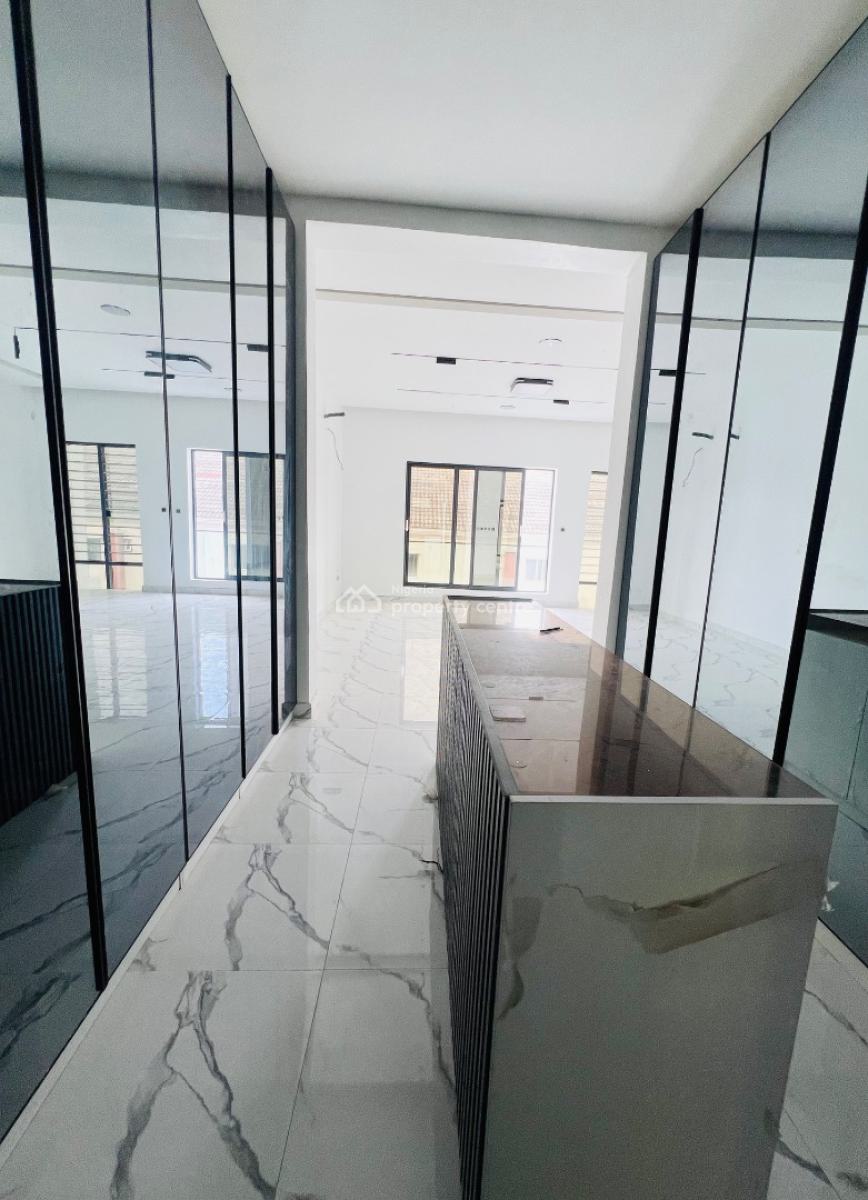 Truly Beautiful 4 Bed Apartment with Swimming Pool ., Osapa, Lekki, Lagos, House for Sale