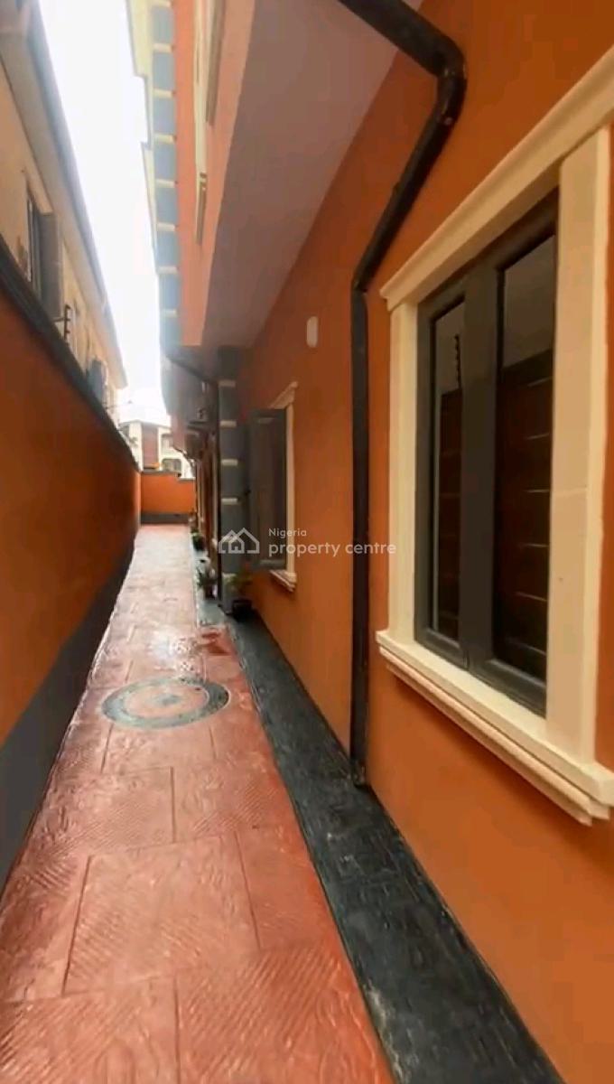 Newly Built Solid N Well Maintained Blocks of Flat Consisting *(5 Nos, Oluwalogbon Street, Shomolu, Lagos, Block of Flats for Sale