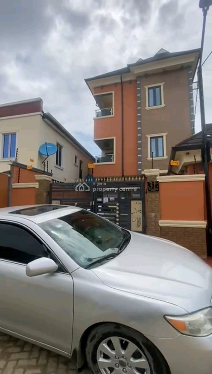 Newly Built Solid N Well Maintained Blocks of Flat Consisting *(5 Nos, Oluwalogbon Street, Shomolu, Lagos, Block of Flats for Sale