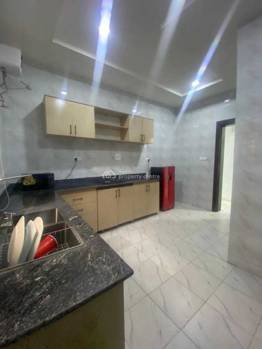 Serviced and Tastefully Finished 3bedroom Flat with Bq, Jahi District Abuja, Jahi, Abuja, Flat / Apartment for Rent