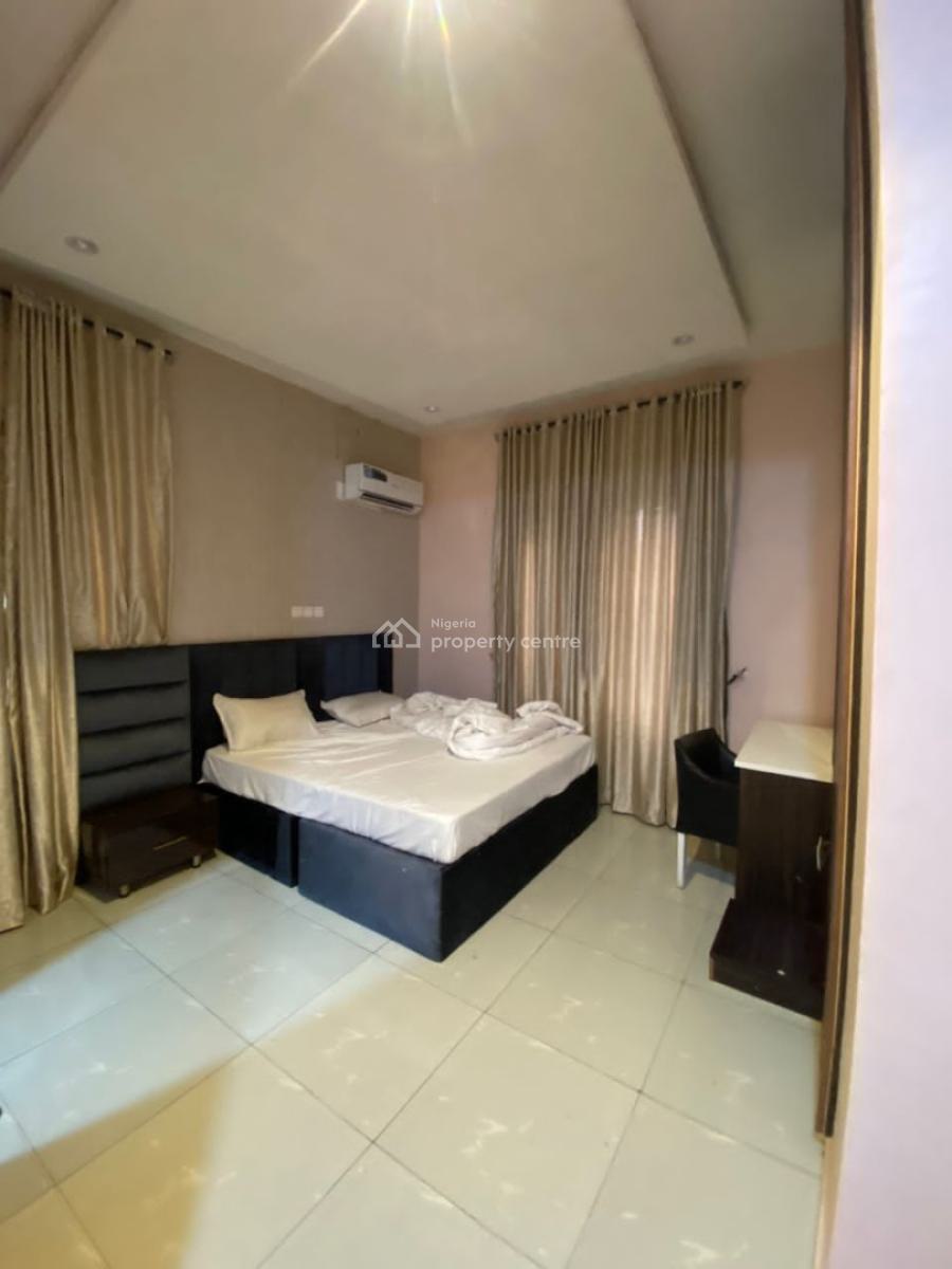 Serviced and Tastefully Finished 3bedroom Flat with Bq, Jahi District Abuja, Jahi, Abuja, Flat / Apartment for Rent