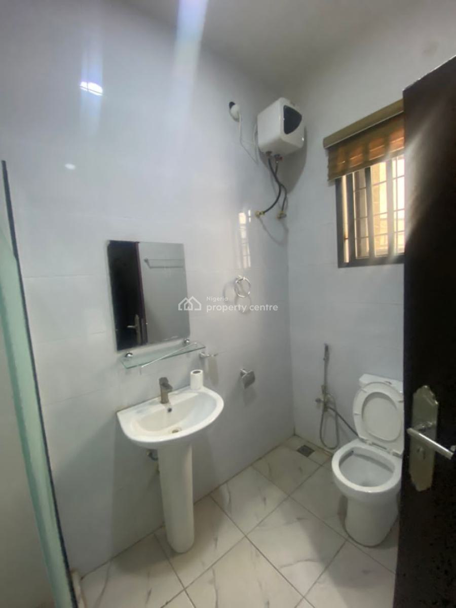 Serviced and Tastefully Finished 3bedroom Flat with Bq, Jahi District Abuja, Jahi, Abuja, Flat / Apartment for Rent