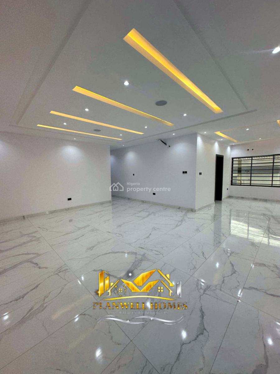 2 Bedroom Apartment, Lekki Phase 1, Lekki, Lagos, Block of Flats for Sale