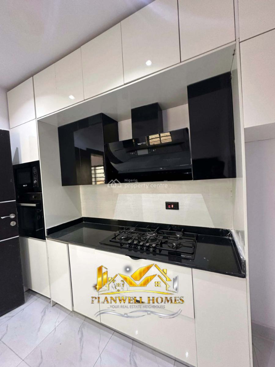 2 Bedroom Apartment, Lekki Phase 1, Lekki, Lagos, Block of Flats for Sale