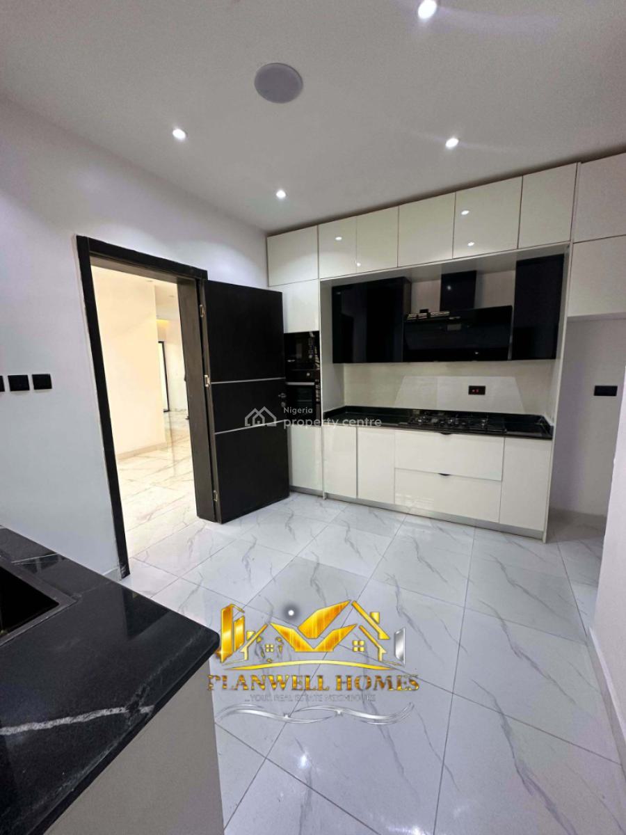 2 Bedroom Apartment, Lekki Phase 1, Lekki, Lagos, Block of Flats for Sale