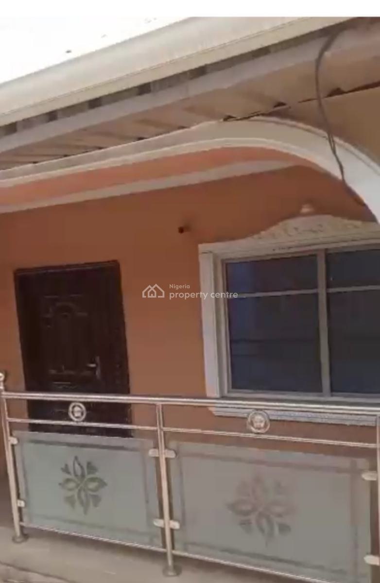 Classical 3 Bedroom and 2 Bedroom Flat with Modern Facilities, Onward Hospital Agunbelewo Area Behind Oroki Estate Phase 2, Osogbo, Osun, Semi-detached Bungalow for Sale