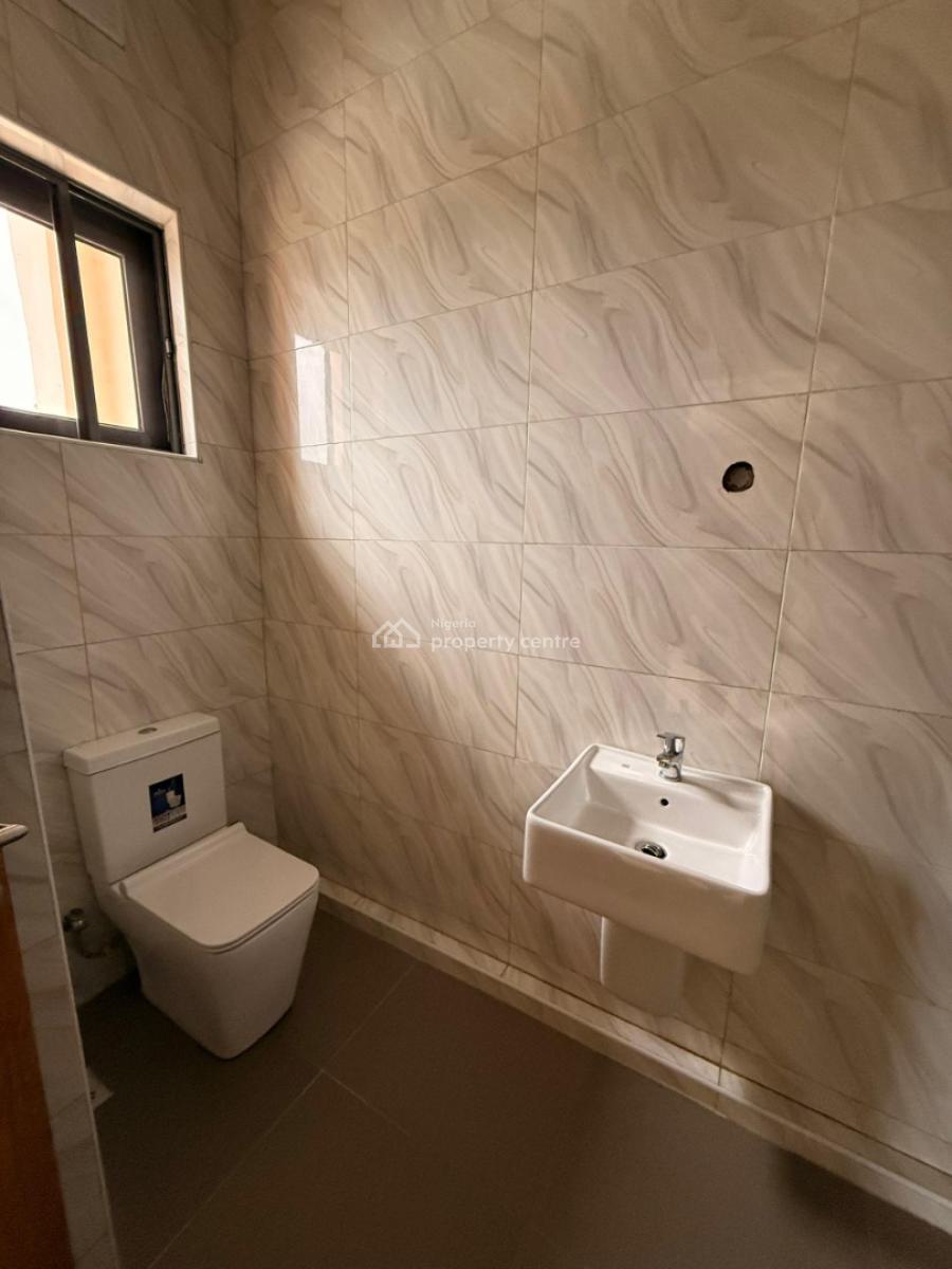 2 Bedroom Penthouse., Lekki Phase 1, Lekki, Lagos, Flat / Apartment for Rent