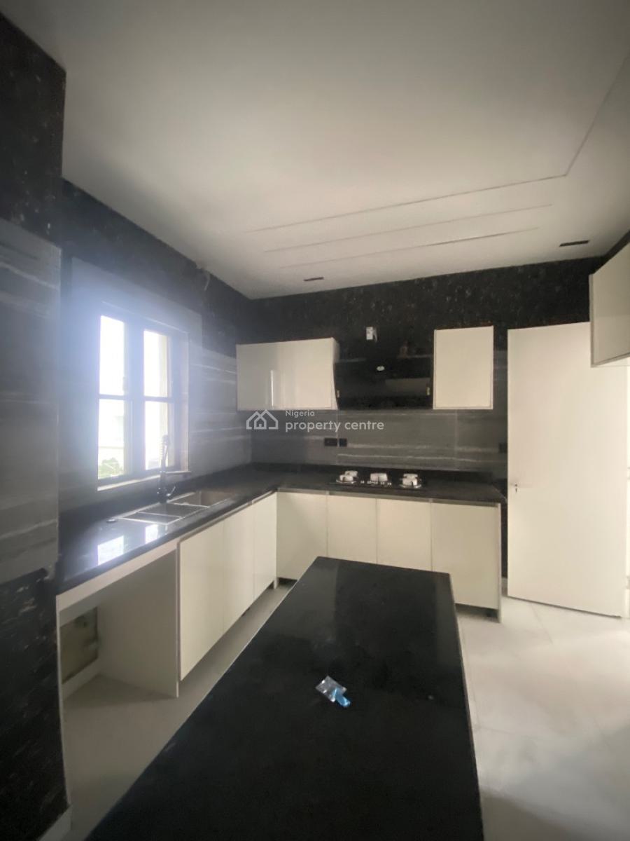5 Bedroom Luxury, Osapa, Lekki, Lagos, Semi-detached Duplex for Sale