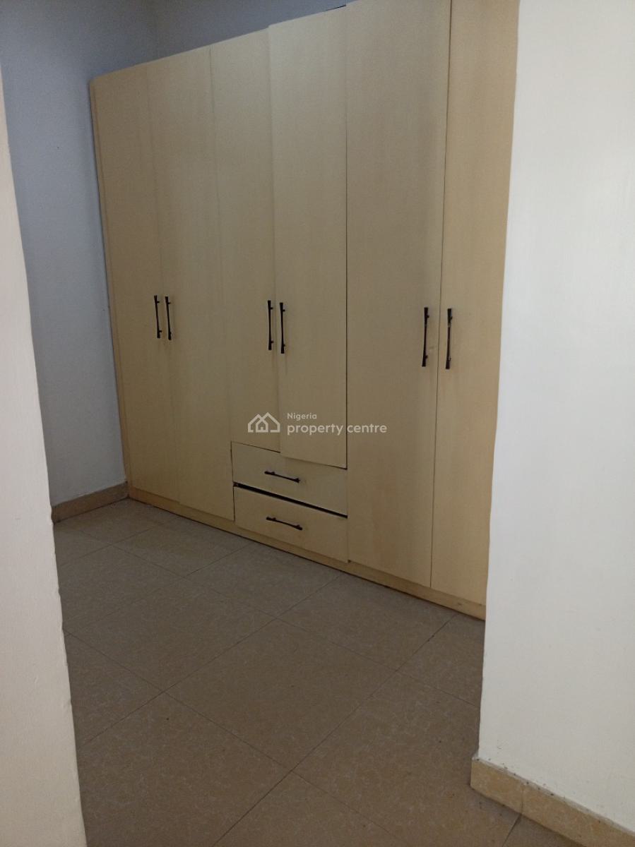 Neat 4 Bedroom with Inverter Bq Security House Big Parking Space, Chevron Drive, Lekki, Lagos, Semi-detached Duplex for Rent