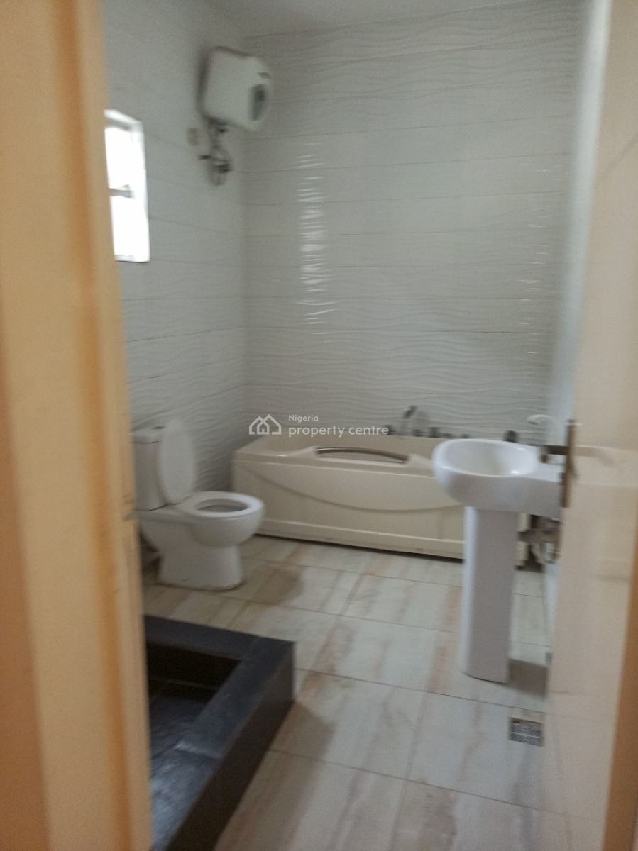 Neat 4 Bedroom with Inverter Bq Security House Big Parking Space, Chevron Drive, Lekki, Lagos, Semi-detached Duplex for Rent