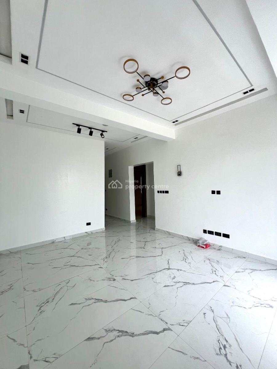 Stunning 2 Bedroom Apartment, Lekki Phase 1, Lekki, Lagos, Flat / Apartment for Sale