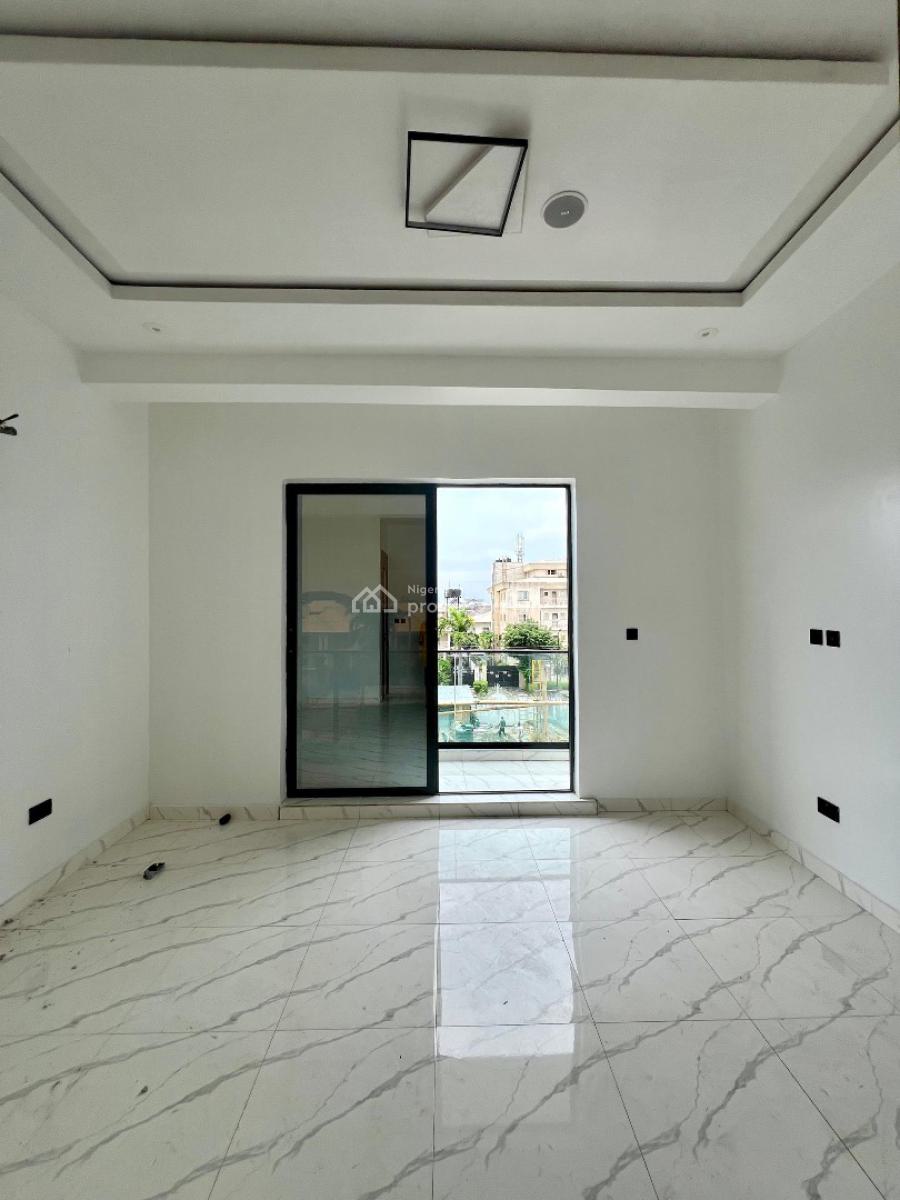 Stunning 2 Bedroom Apartment, Lekki Phase 1, Lekki, Lagos, Flat / Apartment for Sale
