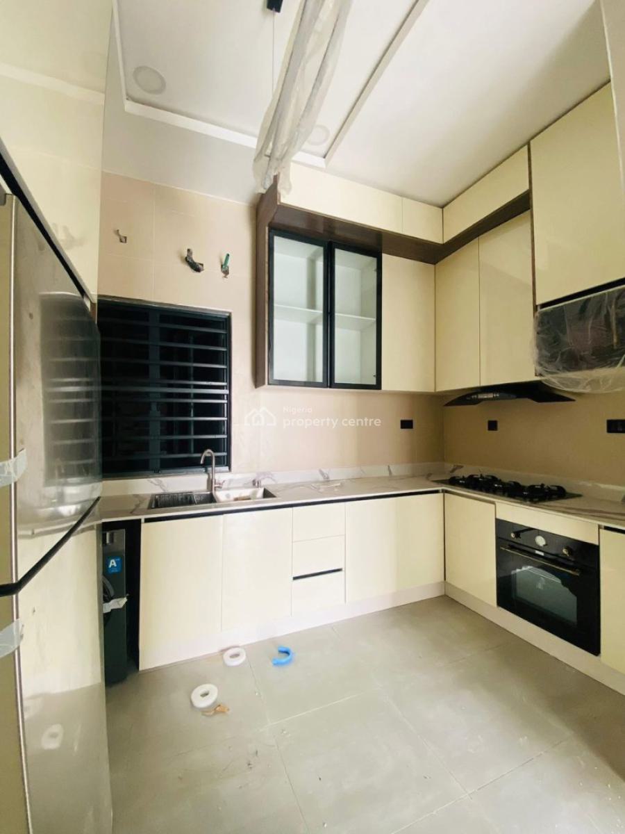 Fantastically Carved Luxury Apartments with Elevator, Lekki Phase 1, Lekki, Lagos, Flat / Apartment for Sale
