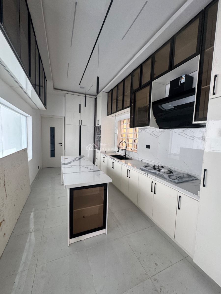 Spacious 5 Bedroom Fully Detached House with Pool, Ologolo, Lekki, Lagos, Detached Duplex for Sale