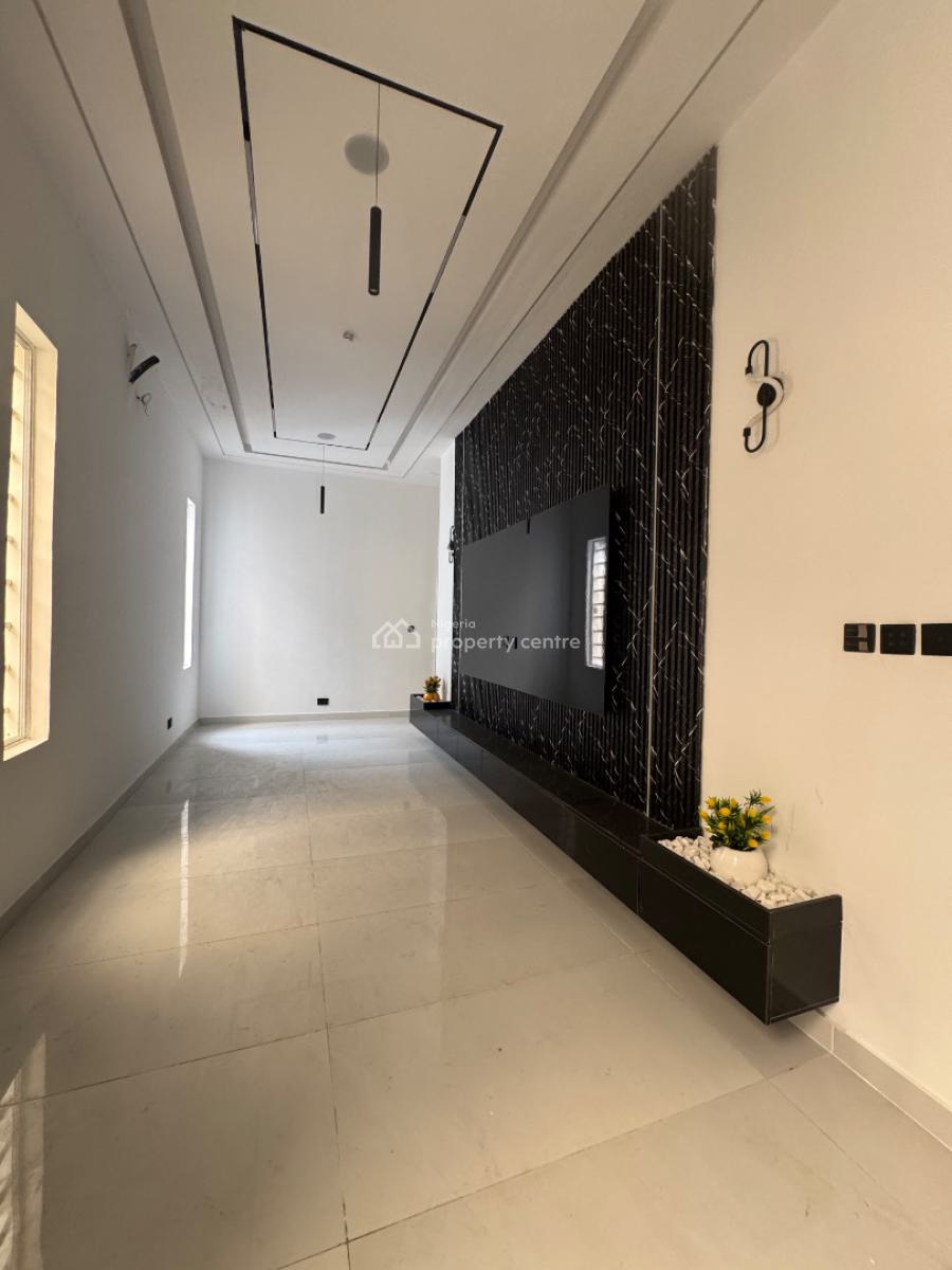 Spacious 5 Bedroom Fully Detached House with Pool, Ologolo, Lekki, Lagos, Detached Duplex for Sale