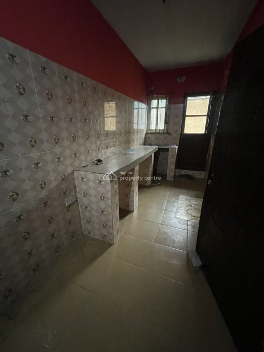 Decent Spacious 3 Bedroom Ground Flat with 2 Toilet 2 Bathroom All Tilled with Kitchen, Close to R Jolad Hospital Axis, New Garage, Gbagada, Lagos, Flat / Apartment for Rent