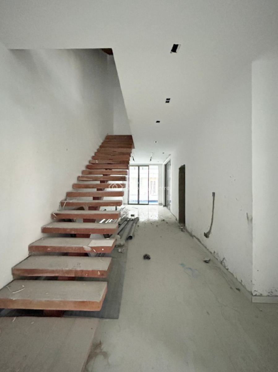 Luxurious and Spacious 5 Bedroom Duplex, Osapa, Lekki, Lagos, Detached Duplex for Sale