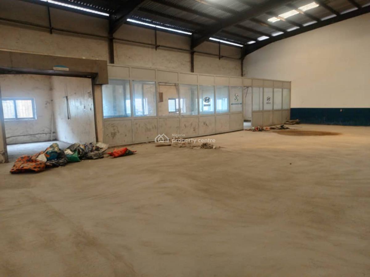 1100sqm Warehouse Space, Amuwo Odofin, Oshodi, Lagos, Warehouse for Rent