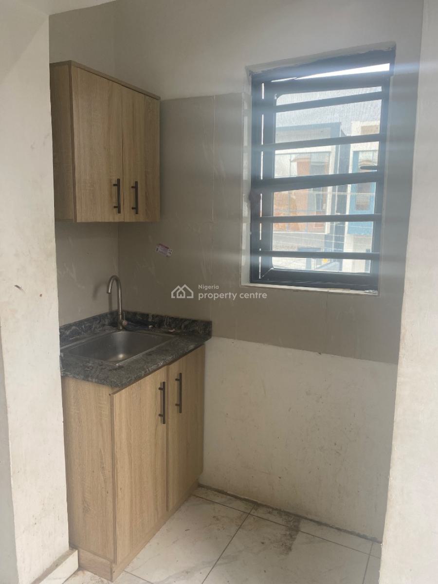 Studio Apartment, Ologolo, Lekki, Lagos, Flat / Apartment for Rent