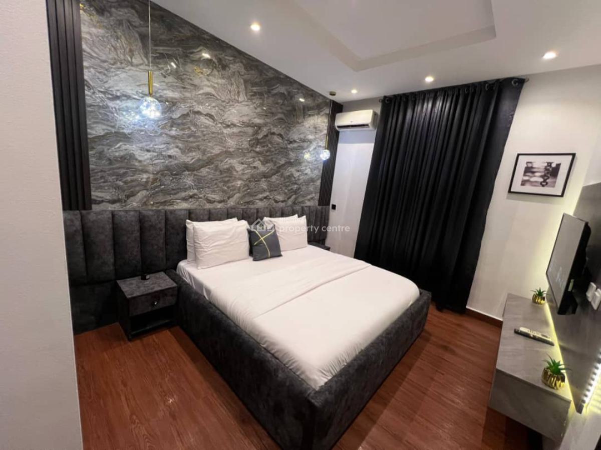 My Beautiful 3 Bedroom Apartment, with a Sea View., Lekki Phase 1, Lekki, Lagos, Flat / Apartment Short Let