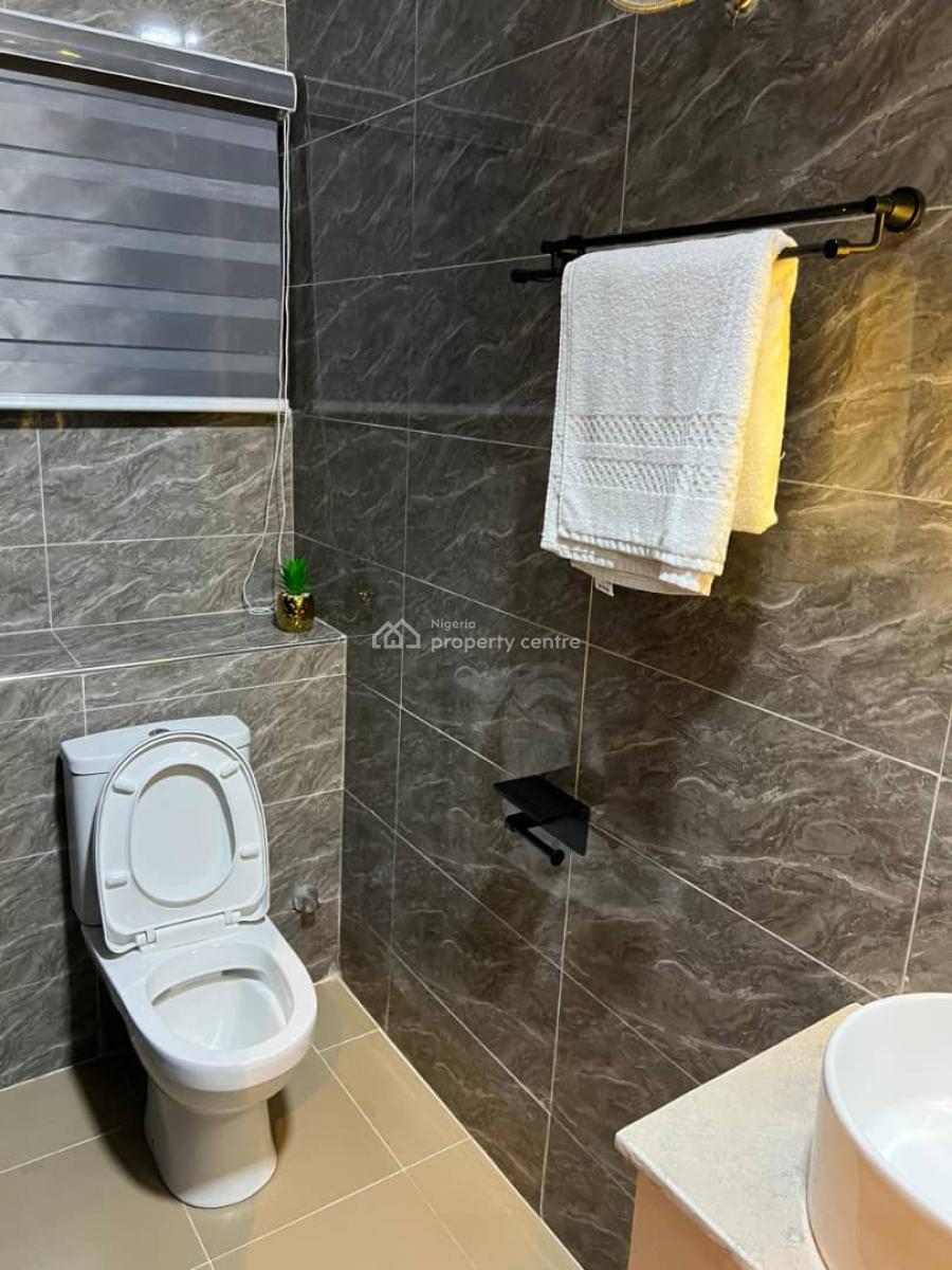 My Beautiful 3 Bedroom Apartment, with a Sea View., Lekki Phase 1, Lekki, Lagos, Flat / Apartment Short Let