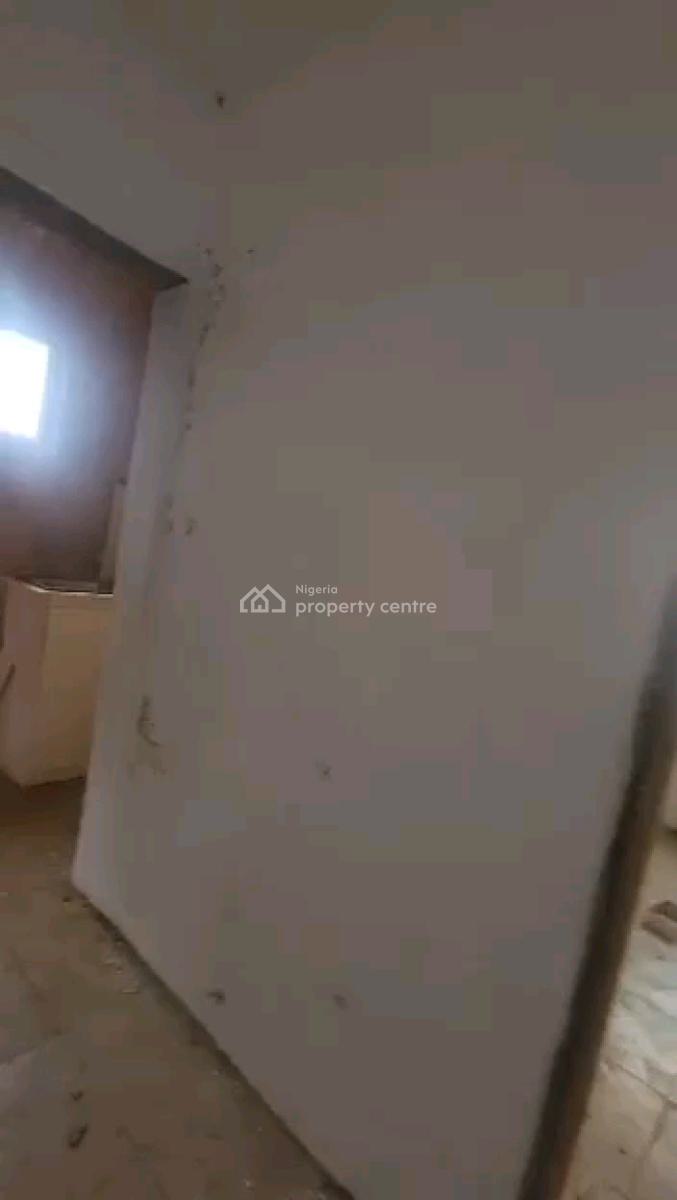 a Decent and Standard and Nice Miniflat,  Upstairs, New Garage, Gbagada, Lagos, Mini Flat (room and Parlour) for Rent
