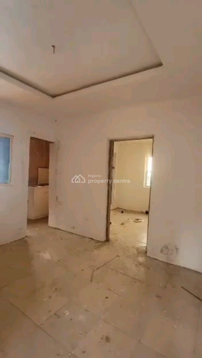 a Decent and Standard and Nice Miniflat,  Upstairs, New Garage, Gbagada, Lagos, Mini Flat (room and Parlour) for Rent