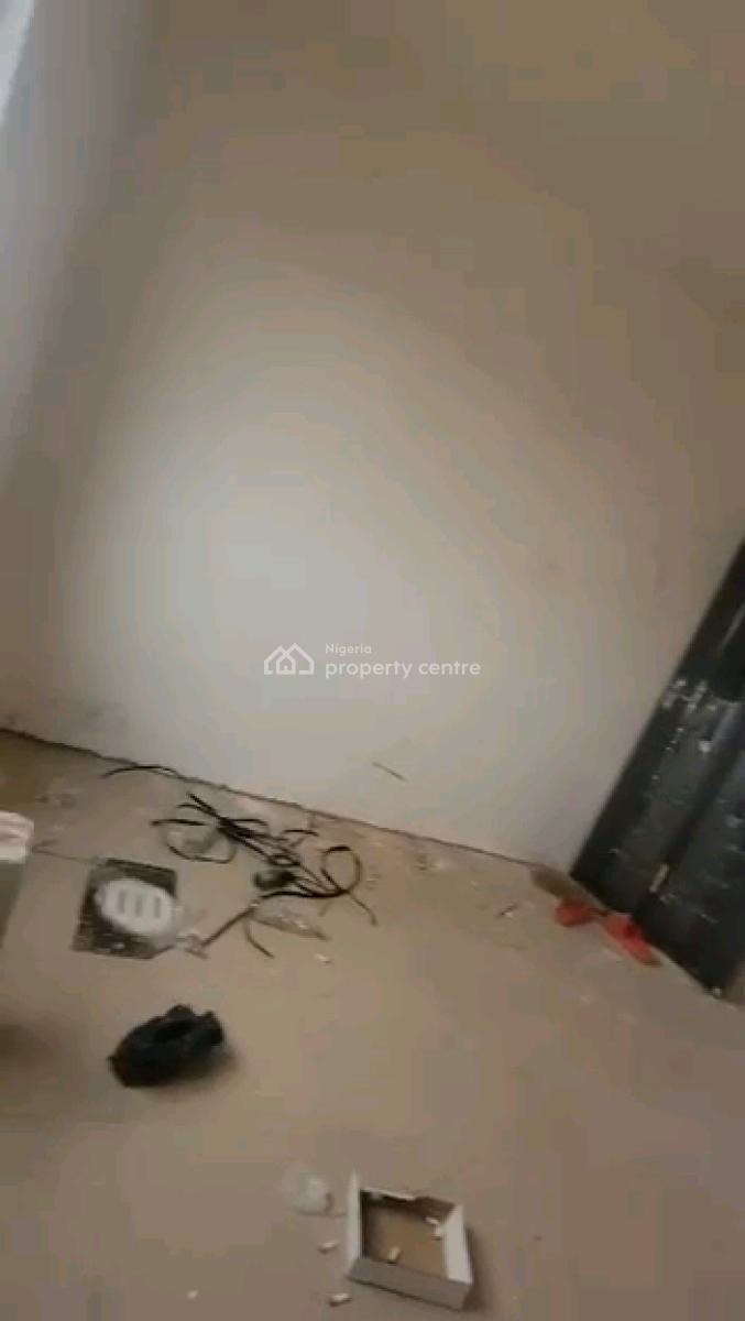 a Decent and Standard and Nice Miniflat,  Upstairs, New Garage, Gbagada, Lagos, Mini Flat (room and Parlour) for Rent
