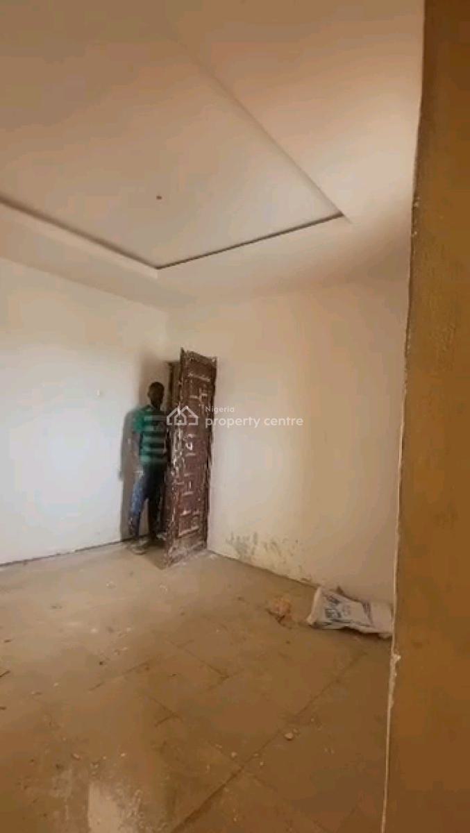 a Decent and Standard and Nice Miniflat,  Upstairs, New Garage, Gbagada, Lagos, Mini Flat (room and Parlour) for Rent