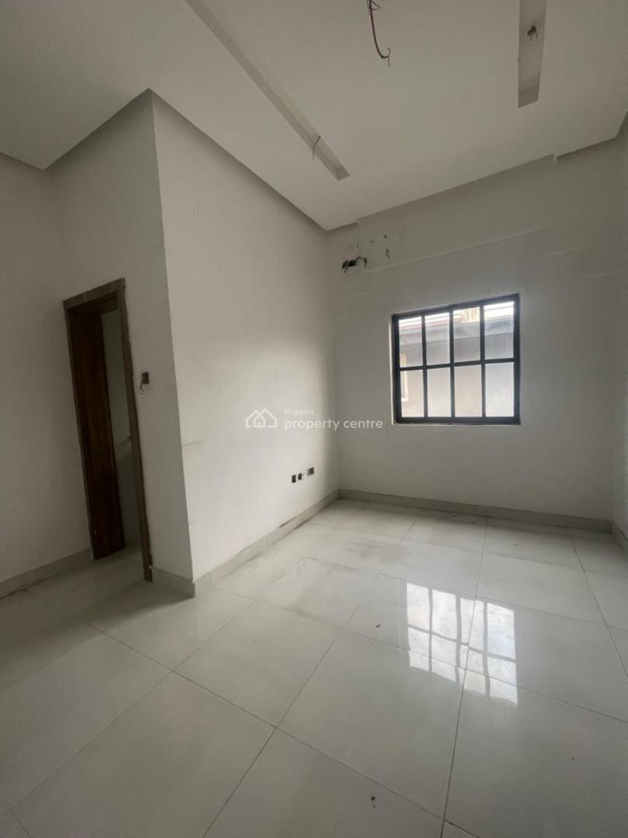 4-in-1 Shop Space (first Floor), Emma Abimbola Cole Street, Lekki Phase 1, Lekki, Lagos, Shop for Rent