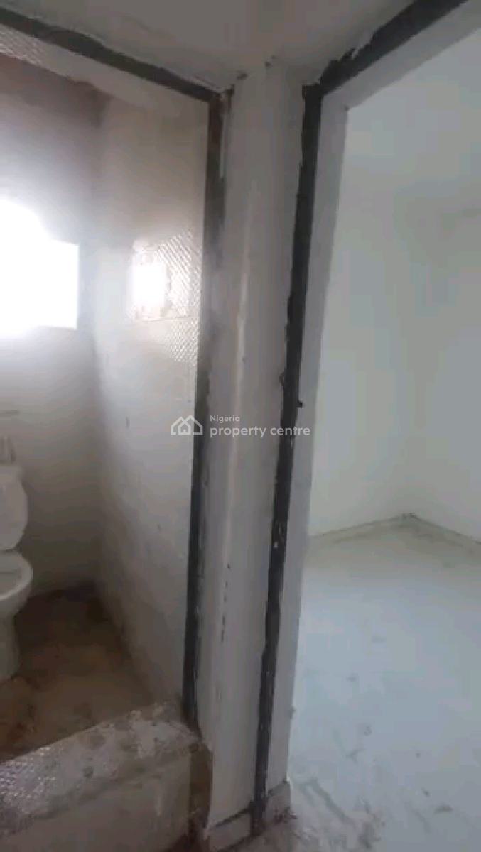 a Decent and Standard Miniflat, Upstairs with 1 Toilet and Bath, Off Pedro Road, Shomolu, Lagos, Mini Flat (room and Parlour) for Rent