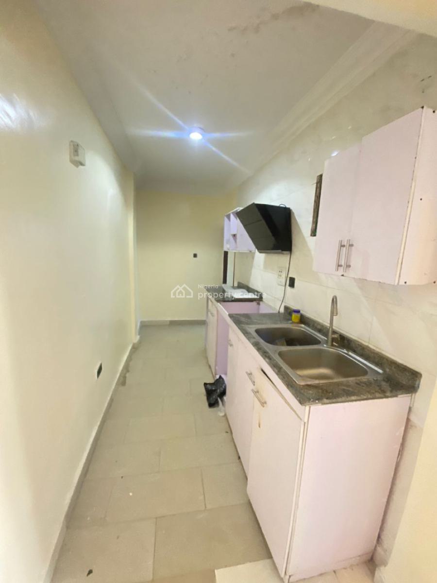 Luxrious Standard Mini Flat in an Estate, Osapa London, Lekki, Lagos, Mini Flat (room and Parlour) for Rent