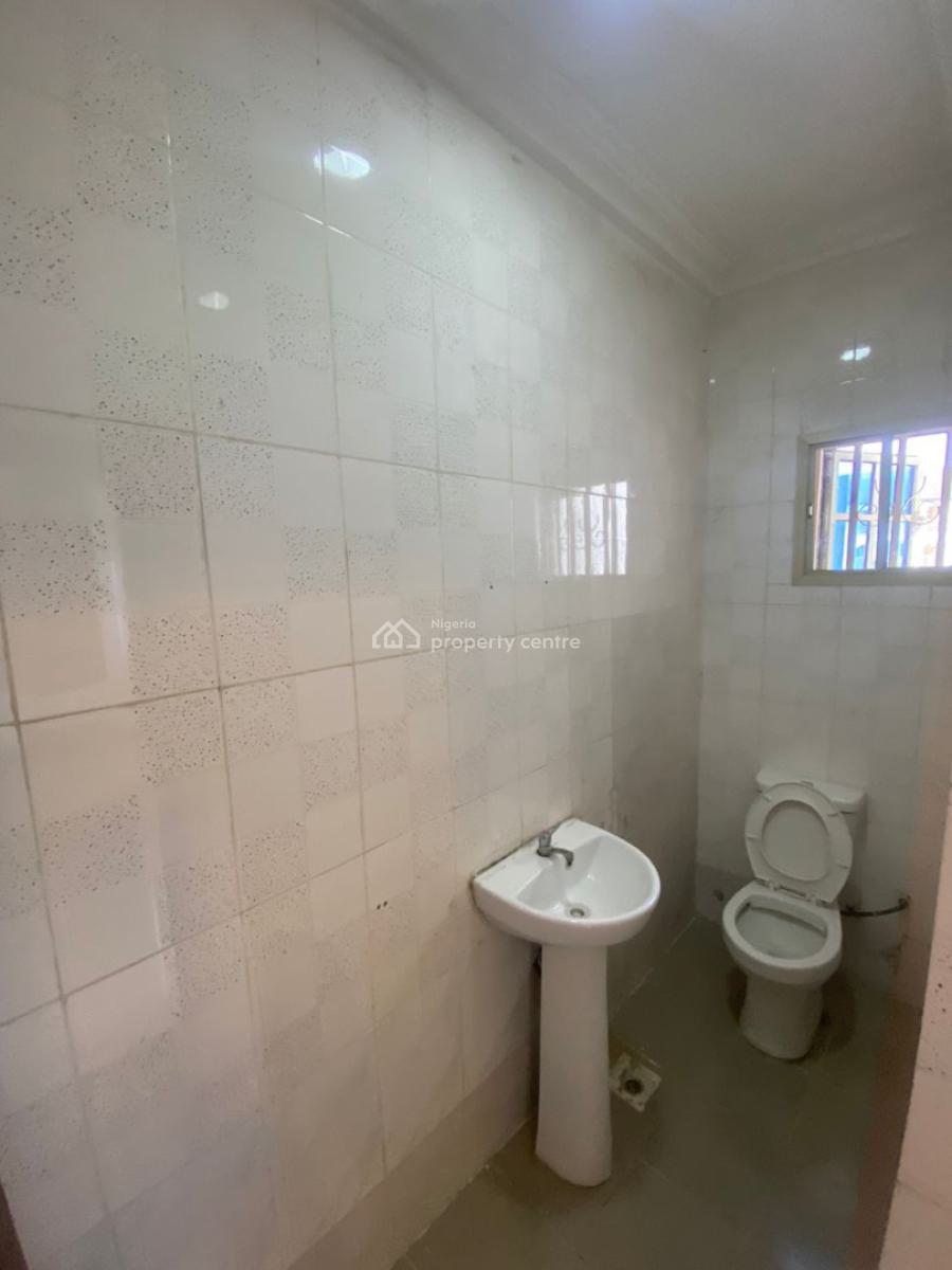 Luxrious Standard Mini Flat in an Estate, Osapa London, Lekki, Lagos, Mini Flat (room and Parlour) for Rent