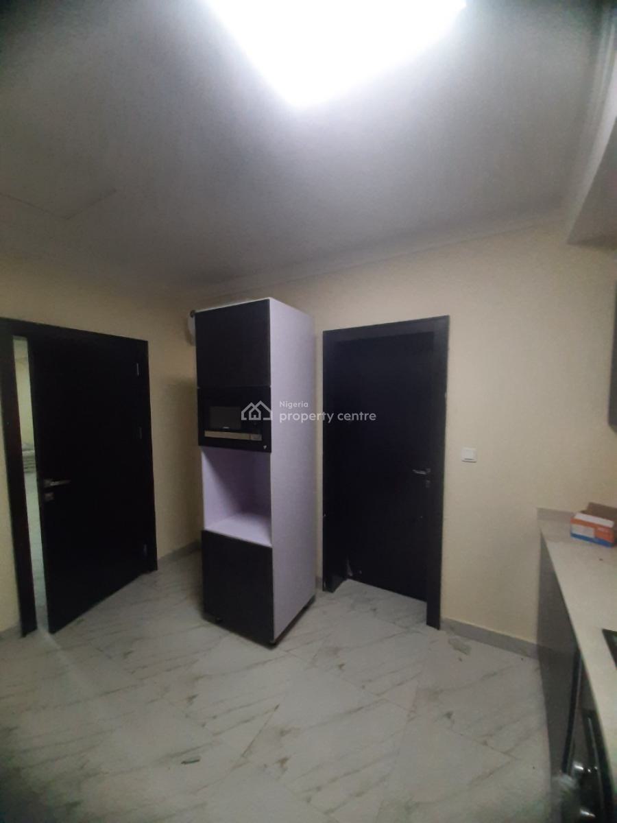 2 Bedroom En-suite New Serviced Flat, 24/7 Power Supply, Swimming Pool, Victoria Island (vi), Lagos, Flat / Apartment for Rent