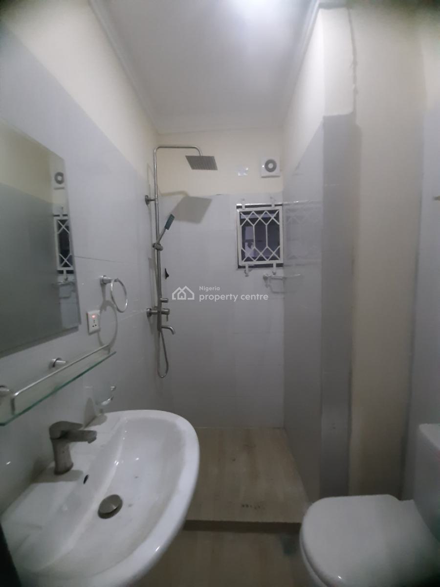 2 Bedroom En-suite New Serviced Flat, 24/7 Power Supply, Swimming Pool, Victoria Island (vi), Lagos, Flat / Apartment for Rent
