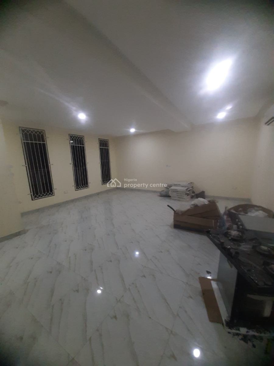 1 Bedroom En-suite New Serviced Flat, 24/7 Power Supply, Swimming Pool, Victoria Island (vi), Lagos, Mini Flat (room and Parlour) for Rent