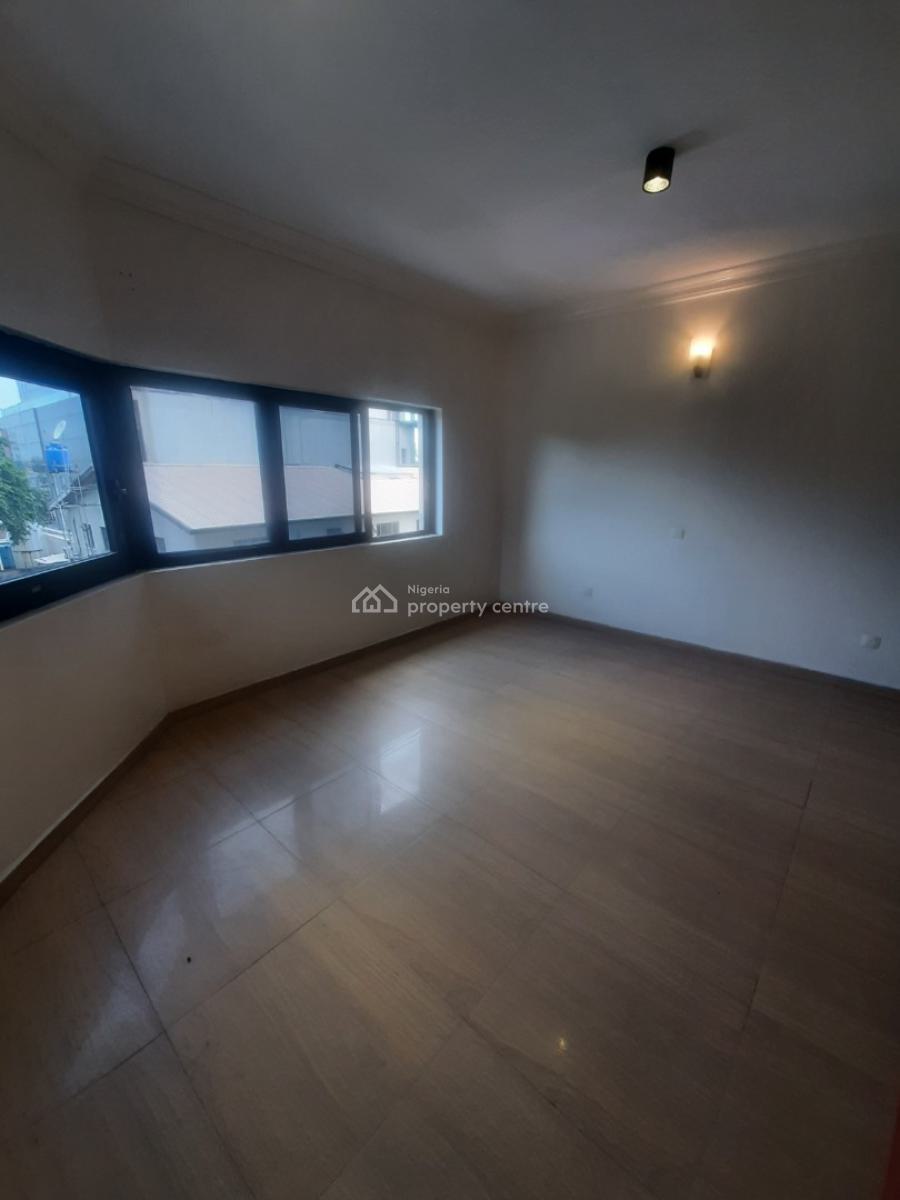 3 Bedroom En-suite Serviced Flat with Fitted Kitchen, Air Conditioners, Victoria Island (vi), Lagos, Flat / Apartment for Rent