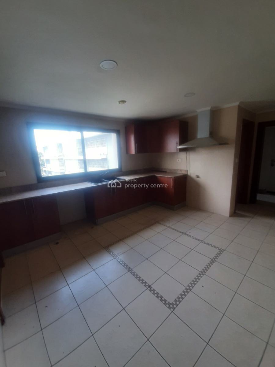 3 Bedroom En-suite Serviced Flat with Fitted Kitchen, Air Conditioners, Victoria Island (vi), Lagos, Flat / Apartment for Rent