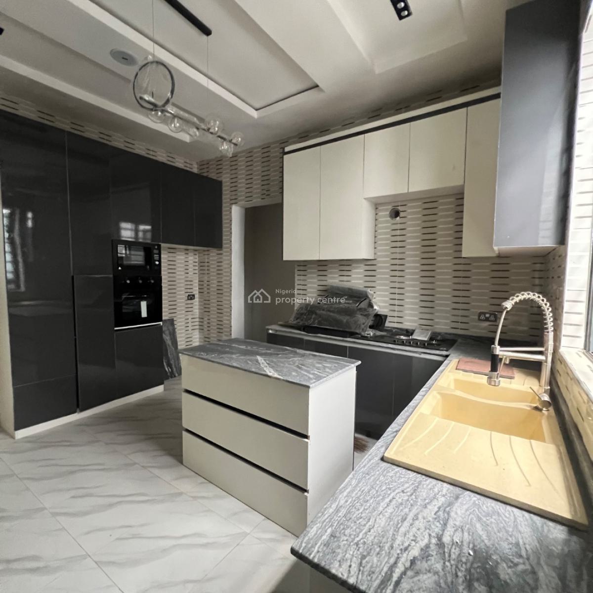 5 Bedroom with Bq, Ajah, Lagos, Detached Duplex for Sale