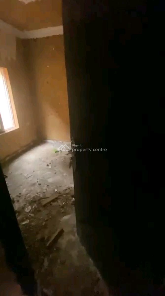 a Decent and Standard and Nice Miniflat, Groundfloor with 2toilets and, John Isaac Street, Yaba, Lagos, Mini Flat (room and Parlour) for Rent