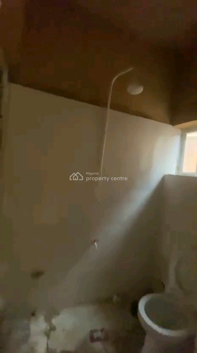 a Decent and Standard and Nice Miniflat, Groundfloor with 2toilets and, John Isaac Street, Yaba, Lagos, Mini Flat (room and Parlour) for Rent