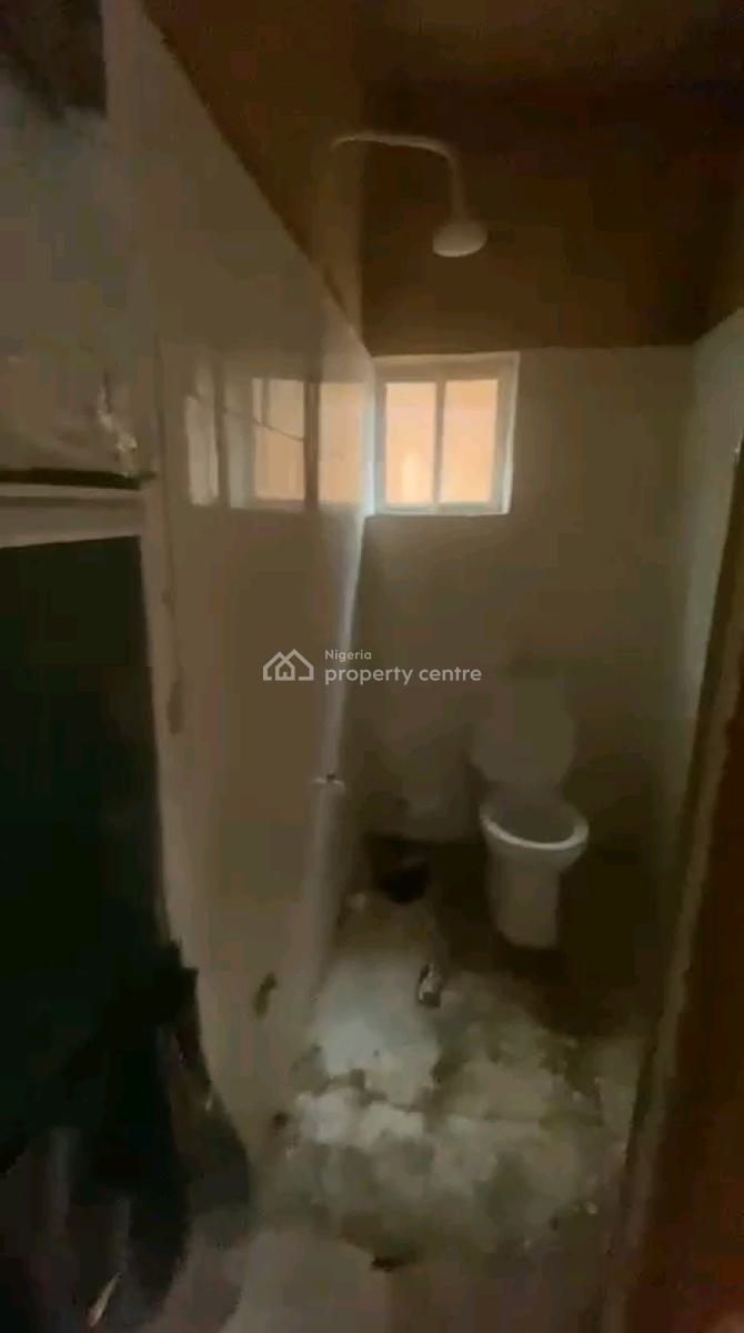 a Decent and Standard and Nice Miniflat, Groundfloor with 2toilets and, John Isaac Street, Yaba, Lagos, Mini Flat (room and Parlour) for Rent