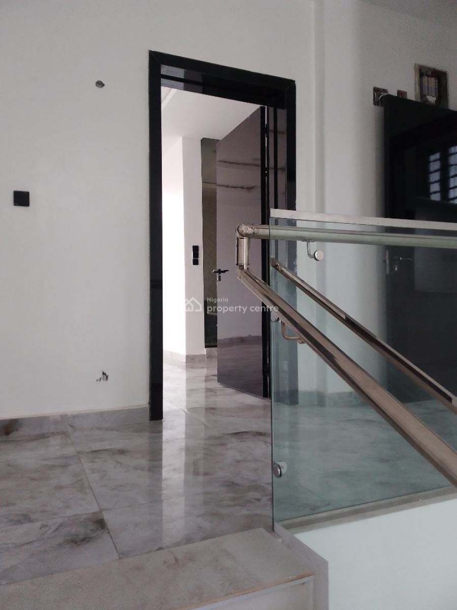 Luxury 5-bedroom Duplex, Osapa, Lekki, Lagos, Terraced Duplex for Sale
