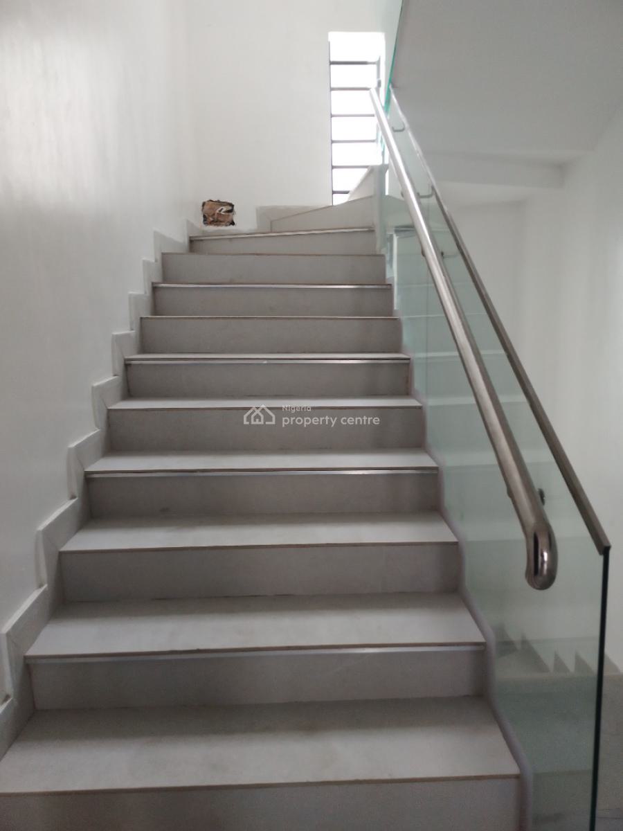 Luxury 5-bedroom Duplex, Osapa, Lekki, Lagos, Terraced Duplex for Sale